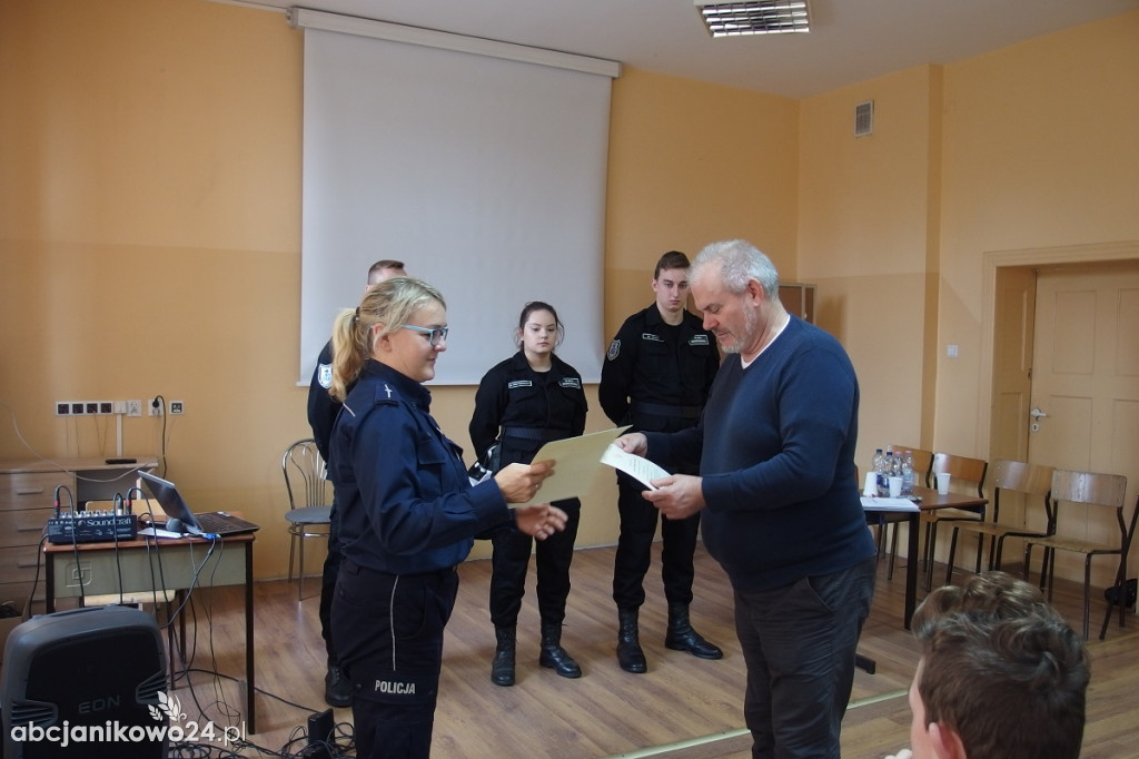 Pamięci ofiar totalitaryzmów
