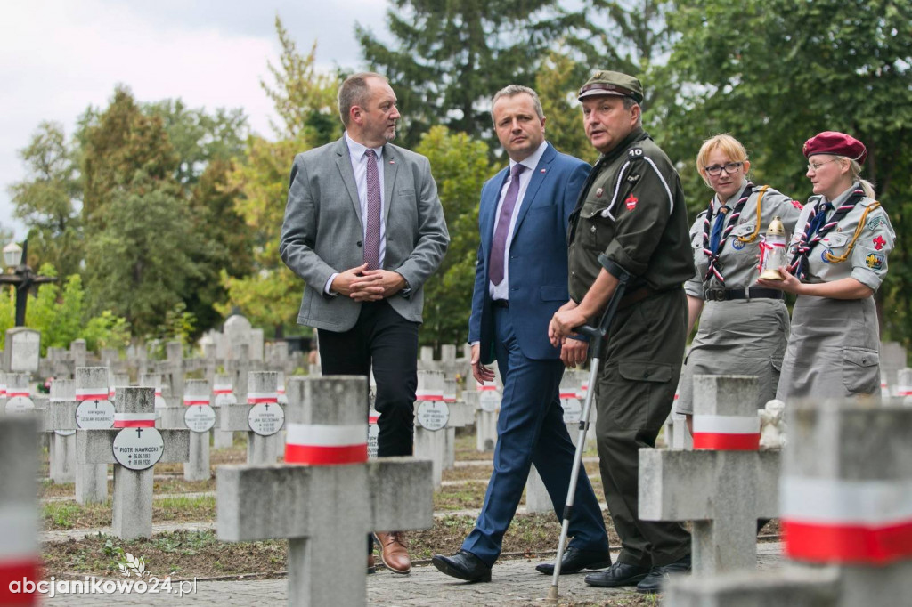 W hołdzie Bohaterom Niepodległej