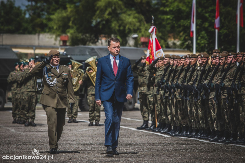Minister Obrony Narodowej Mariusz Błaszczak na przysiędze kujawsko-pomorskich Terytorialsów