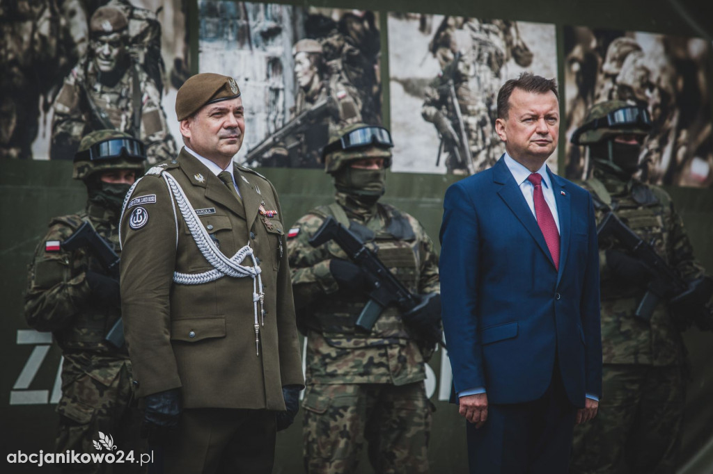 Minister Obrony Narodowej Mariusz Błaszczak na przysiędze kujawsko-pomorskich Terytorialsów