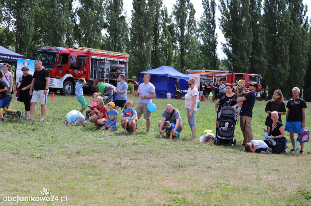 Na janikowskiej plaży 