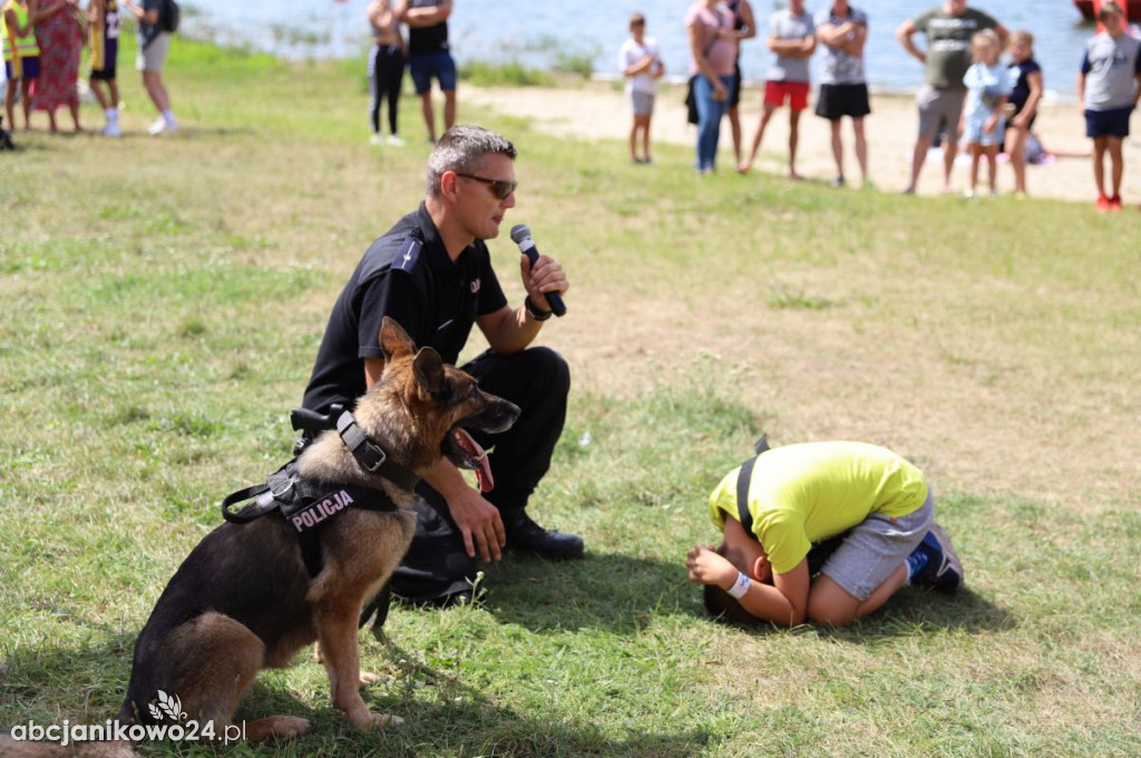 Na janikowskiej plaży 