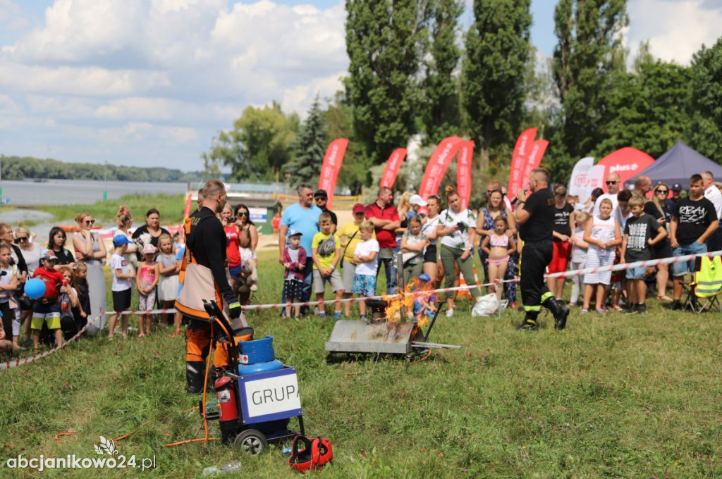 Na janikowskiej plaży 