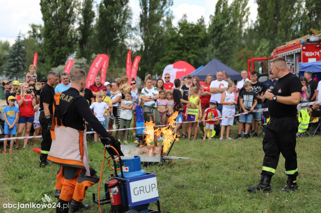 Na janikowskiej plaży 