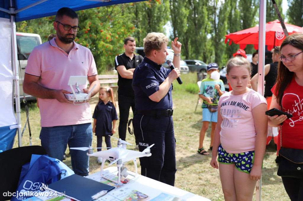 Na janikowskiej plaży 