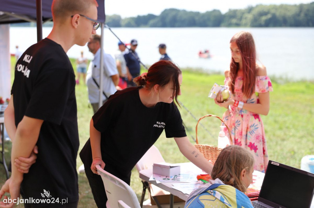 Na janikowskiej plaży 