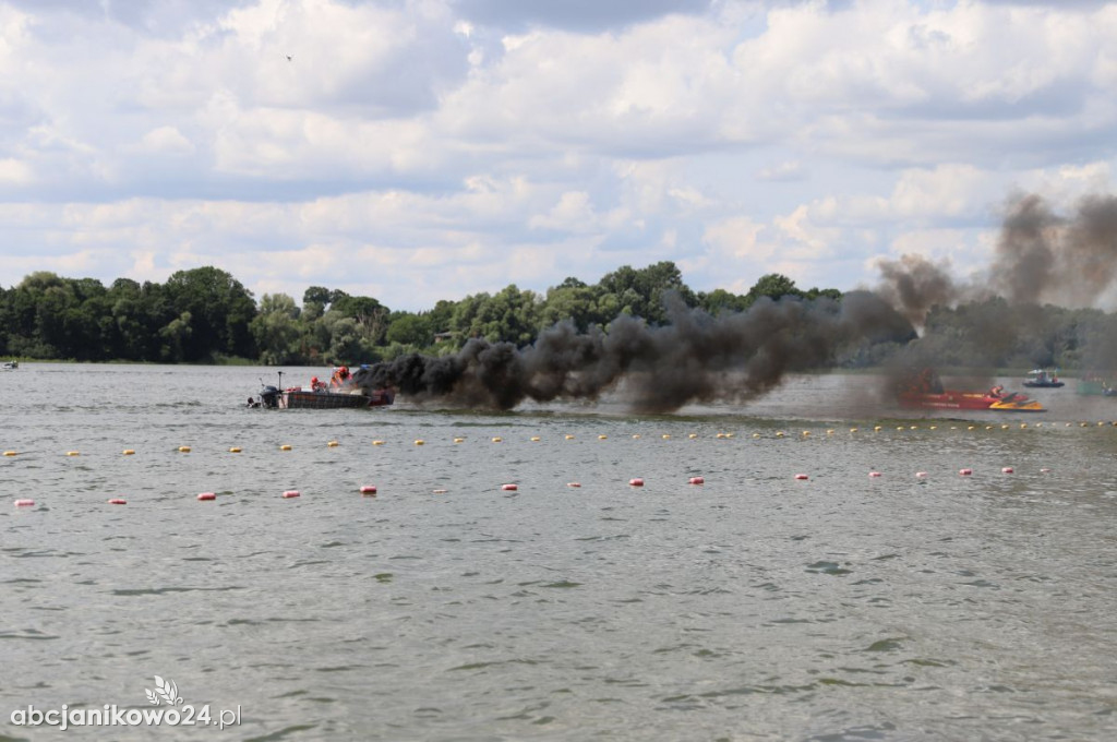 Na janikowskiej plaży 