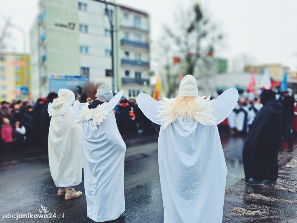 Ulicami miasta przeszedł Janikowski Orszak Trzech Króli