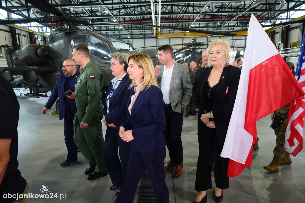 Apache w Latkowie. Nowy etap w modernizacji polskiego lotnictwa wojskowego