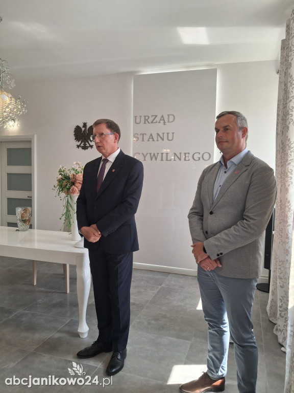 Stypendia za osiągnięcia artystyczne, sportowe i naukowe wręczone w Janikowie