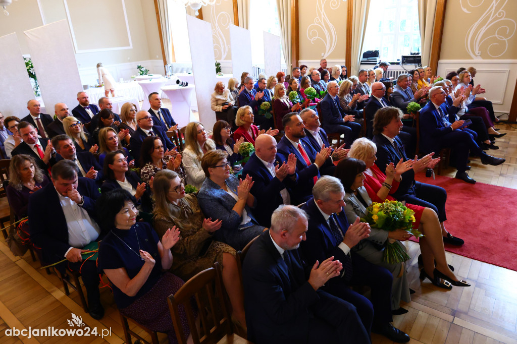 Święto powiatowych nauczycieli. Wręczono nagrody [ZDJĘCIA]