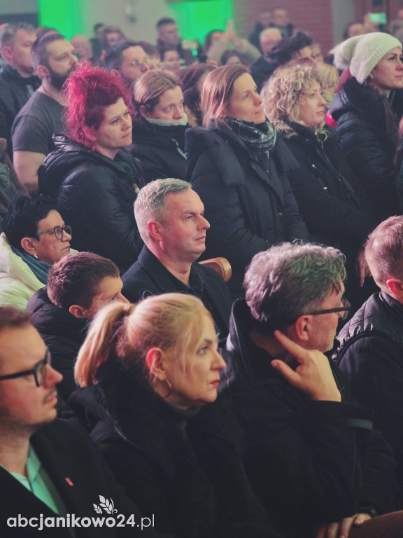 Koncert noworoczny zespołu Sound’n’Grace w Janikowie [FOTO]