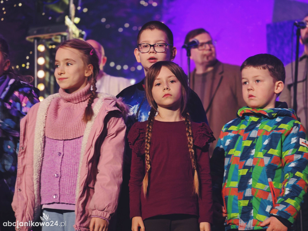 Koncert noworoczny zespołu Sound’n’Grace w Janikowie [FOTO]