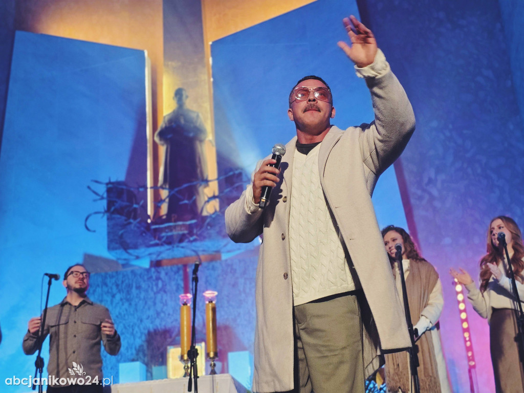 Koncert noworoczny zespołu Sound’n’Grace w Janikowie [FOTO]