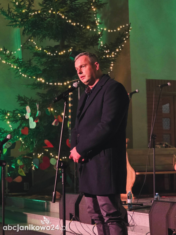 Koncert noworoczny zespołu Sound’n’Grace w Janikowie [FOTO]