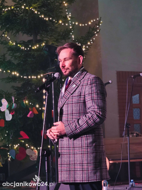 Koncert noworoczny zespołu Sound’n’Grace w Janikowie [FOTO]