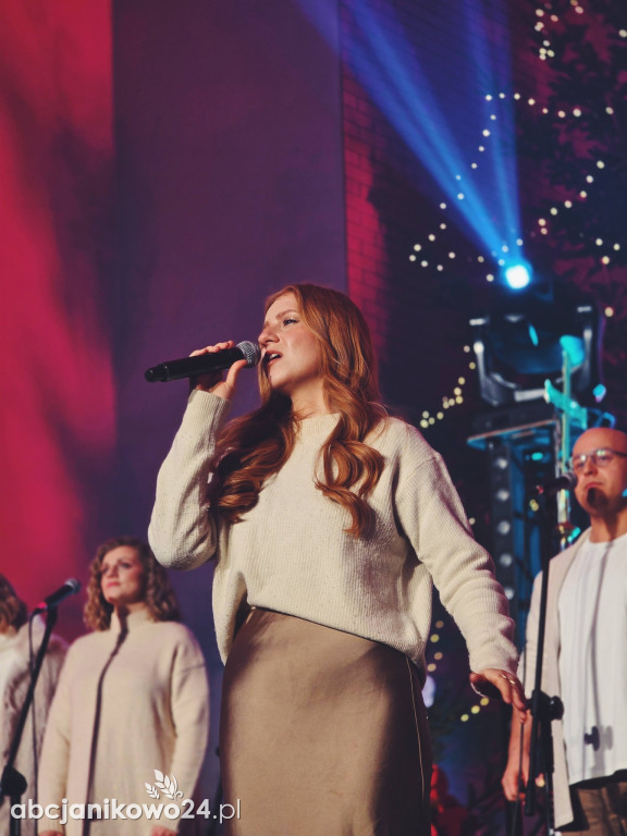 Koncert noworoczny zespołu Sound’n’Grace w Janikowie [FOTO]