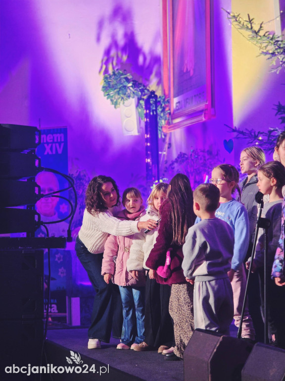 Koncert noworoczny zespołu Sound’n’Grace w Janikowie [FOTO]