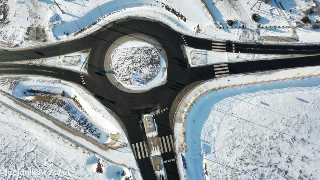 Nowe rondo w Broniewicach oddane do użytku