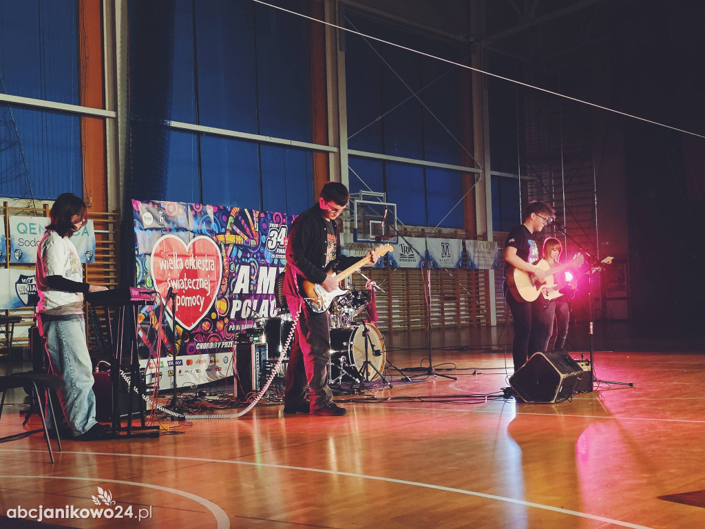 34. Finał Wielkiej Orkiestry Świątecznej Pomocy w Janikowie! [ZDJĘCIA]