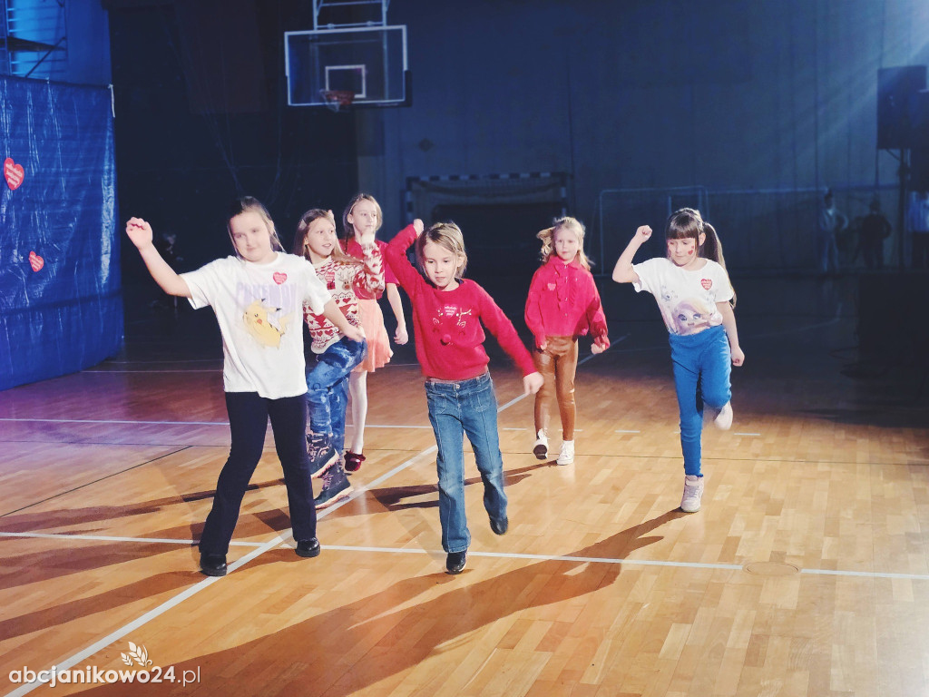 34. Finał Wielkiej Orkiestry Świątecznej Pomocy w Janikowie! [ZDJĘCIA]