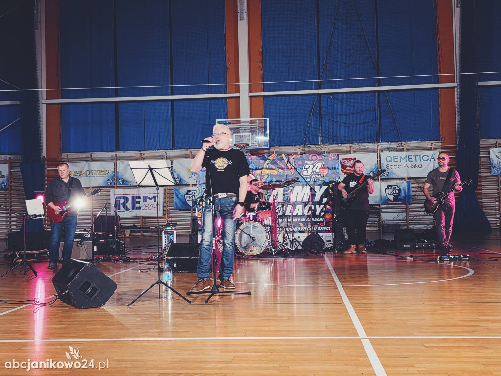 34. Finał Wielkiej Orkiestry Świątecznej Pomocy w Janikowie! [ZDJĘCIA]