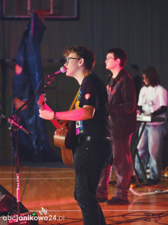 34. Finał Wielkiej Orkiestry Świątecznej Pomocy w Janikowie! [ZDJĘCIA]