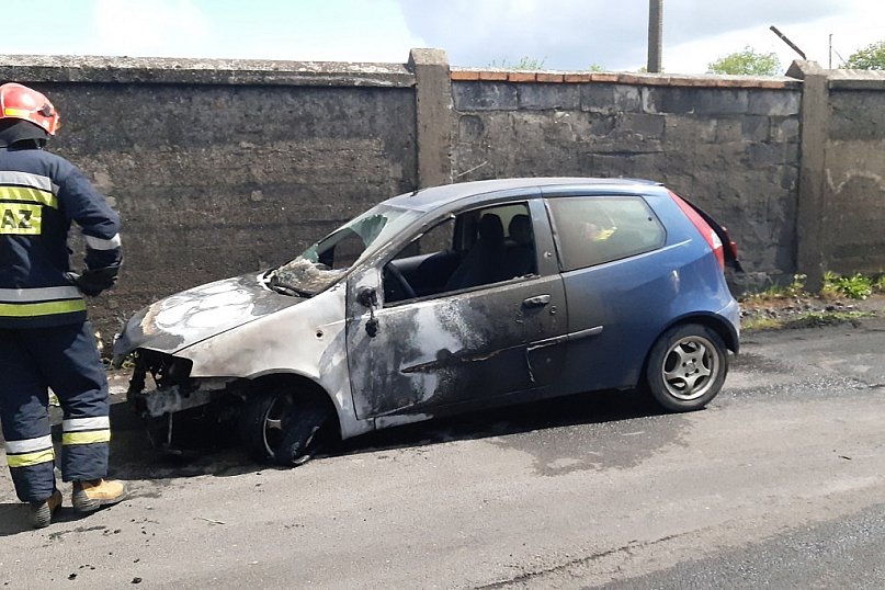 Na Prusa spłonęło auto [FOTO]