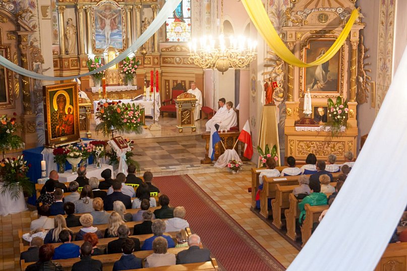 Matka Boża kończy swoją wędrówkę w jednym z dekanatów. Tak było w Ludzisku [VIDEO]