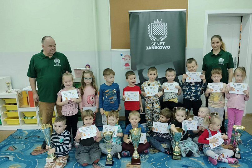 Wkrótce ważne mistrzostwa w warcabach. Organizatorzy odwiedzają przedszkola