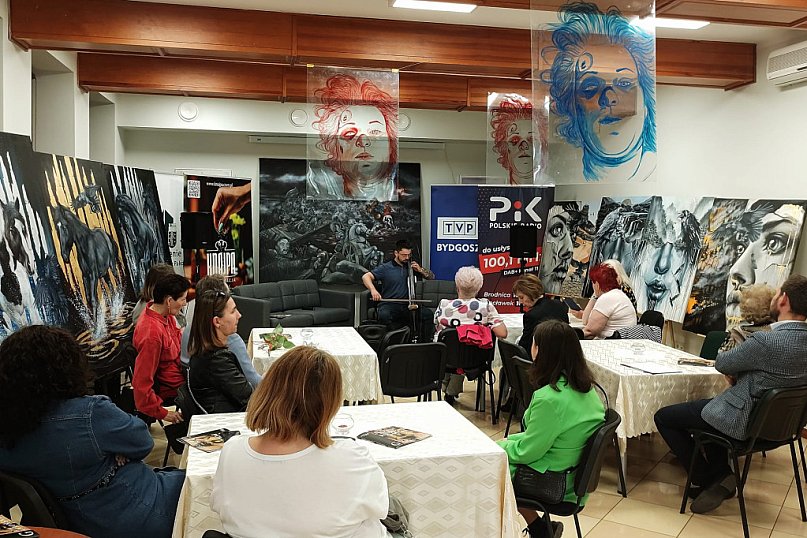 Niepowtarzalna wystawa Ilony Gawrońskiej: 30 i 3 NOWE POCZĄTKI