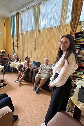 Kulinarne podróże i warsztaty psychologiczne w Dziennym Domu \"Senior+\" w Janikowie-386