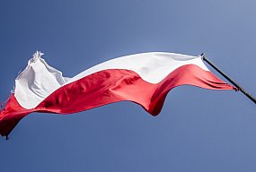 Konkurs Patriotyczny. Wygraj biało-czerwoną flagę w portalu ABCJanikowo24.pl-3708