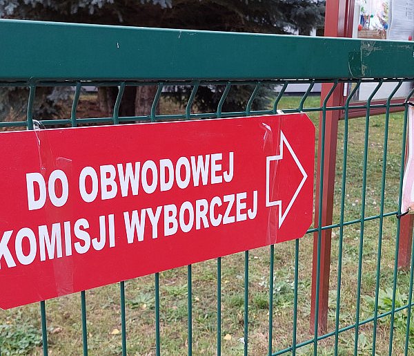 Polacy masowo ruszyli do urn. Padł historyczny rekord-11129
