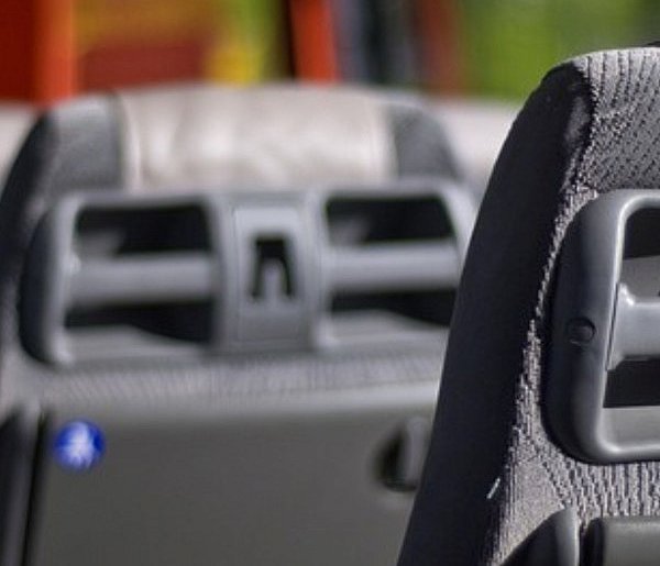 Wzmożone kontrole autobusów w okresie wakacyjnym – działania prewencyjne Policji-11410