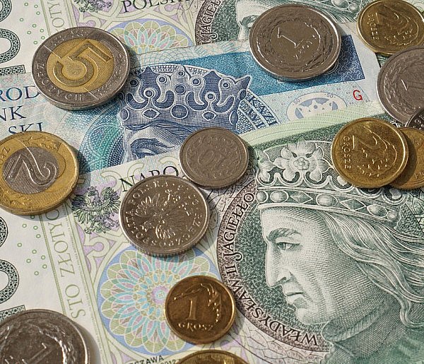 Na konta Polaków popłyną przelewy. Pieniądze już od wtorku-11472