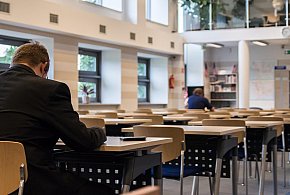 Zmiany w przepisach o wynagrodzeniach. Zapłacą za gotowość do pracy-12378