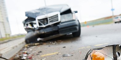 Mercedes w rowie, pijany kierowca zrzucał winę na żonę-12015