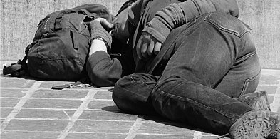 Na Dworcowej doszło do pobicia dwóch mężczyzn-12303