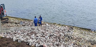 Zakończono prace na zaporze bocznej w Kołudzie Małej [ZDJĘCIA]-12787