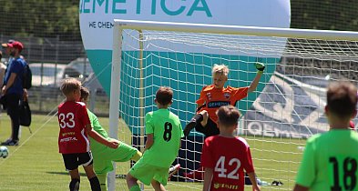 Tam, gdzie sport łączy pokolenia. Wsparcie dla Janikowa-12312