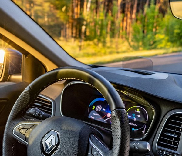 Masz to auto w garażu? Producent natychmiast wzywa na kontrolę!-12050