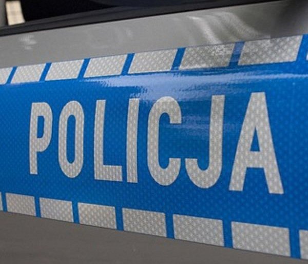 Kierowca mercedesa stracił prawo jazdy za przekroczenie limitu punktów-12270