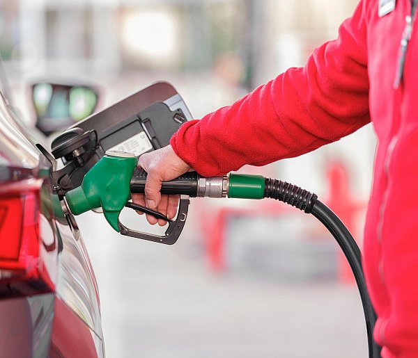 UOKiK skontrolował paliwa. Sprawdź, które stacje wypadły najgorzej-12404