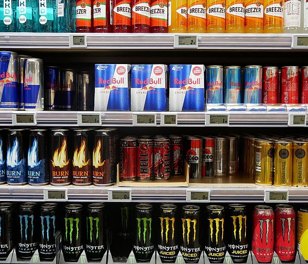 Popularne napoje pójdą ostro w górę. Rząd szykuje podwyżkę VAT-12639