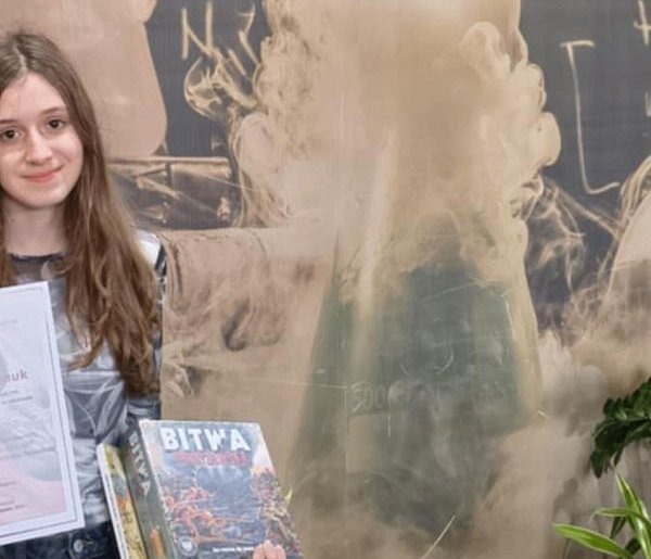 Wyróżnienie dla uczennicy Szkoły Podstawowej im. Marii Skłodowskiej-Curie-12687