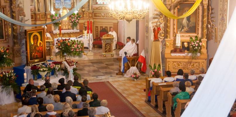 Matka Boża kończy swoją wędrówkę w jednym z dekanatów. Tak było w Ludzisku [VIDEO]